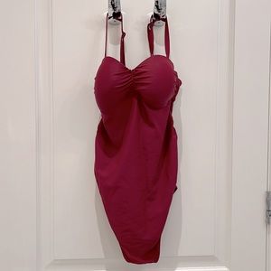 Cranberry Red One Piece Maternity Swim Suit ♥️ Worn Once!